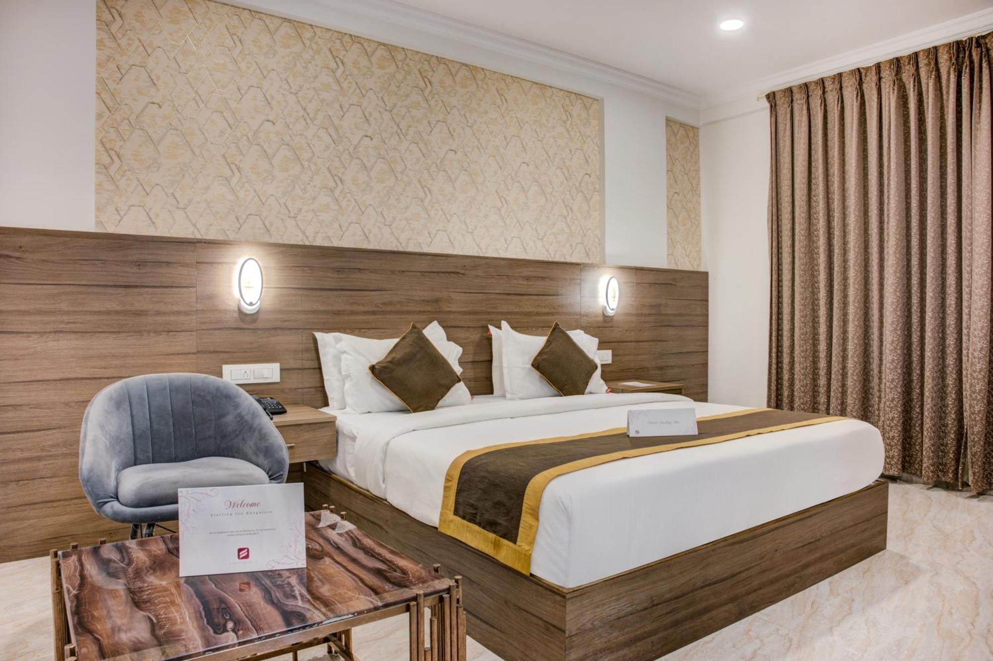 Hotel Sterling Inn Bangalore International Airport Yelahanka ภายนอก รูปภาพ