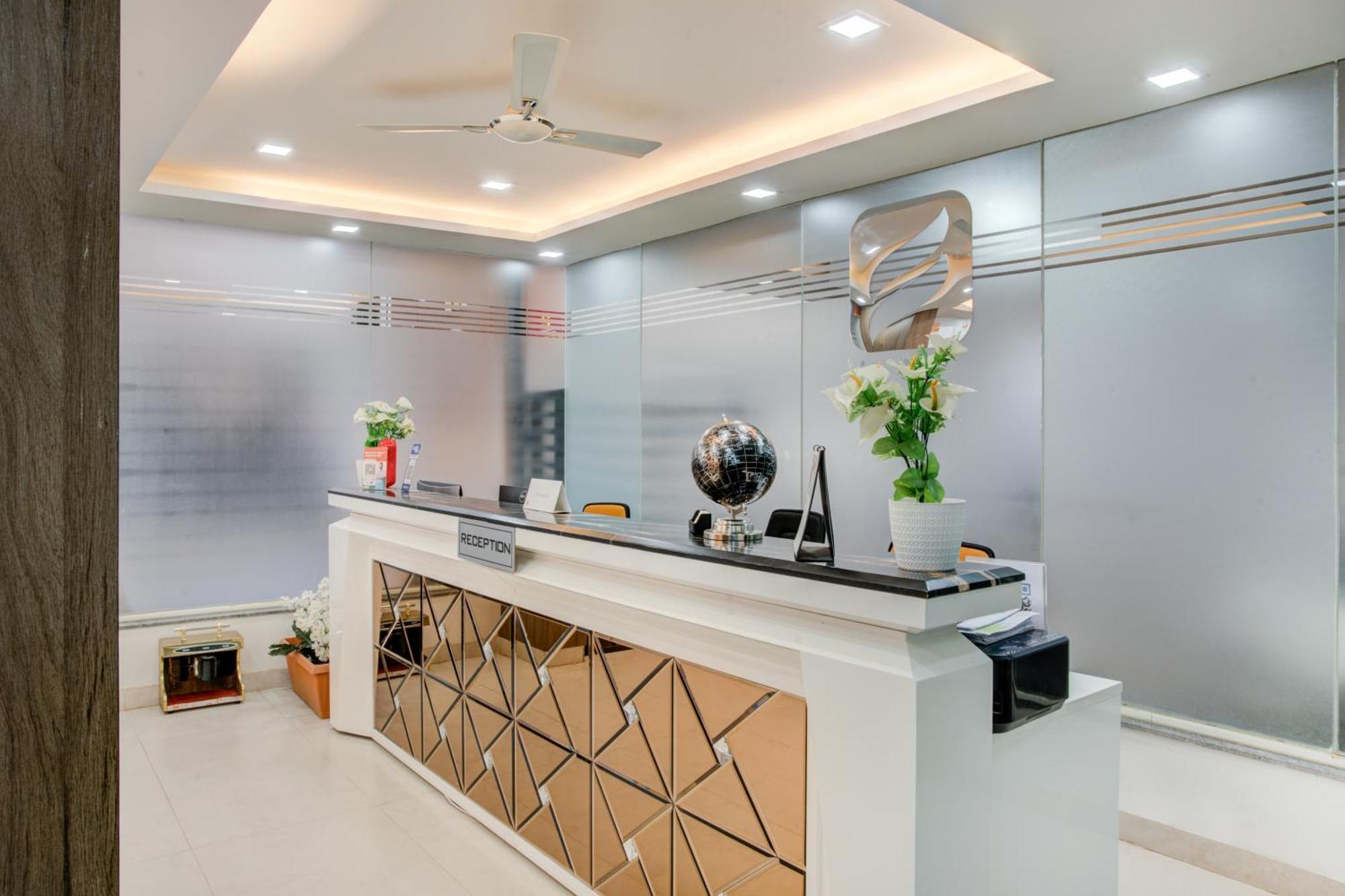 Hotel Sterling Inn Bangalore International Airport Yelahanka ภายนอก รูปภาพ